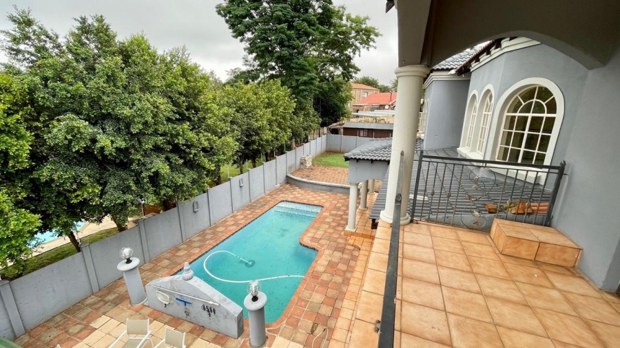 4 Bedroom Property for Sale in Safari Gardens North West
